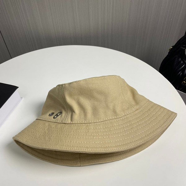 【お出かけに最適♪】エルメス Calvi シーシェルバケットハット コピー H241065